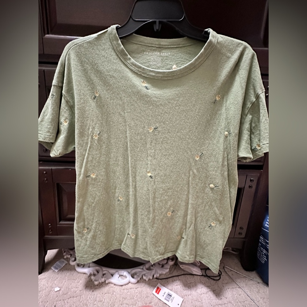 Green American Eagle embroidered flower top